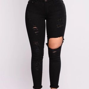 High waisted ripped jeans